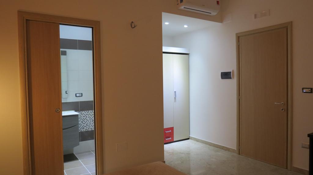토레 산 지오반니 우겐토 Mare Del Sud B&B 객실 사진