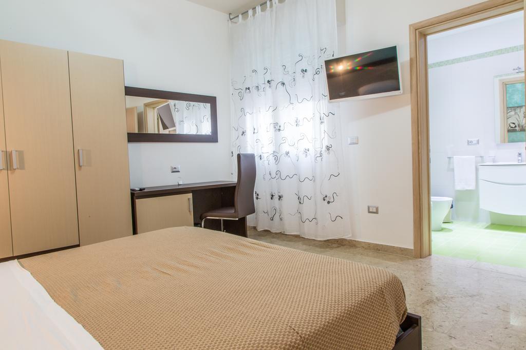 토레 산 지오반니 우겐토 Mare Del Sud B&B 외부 사진